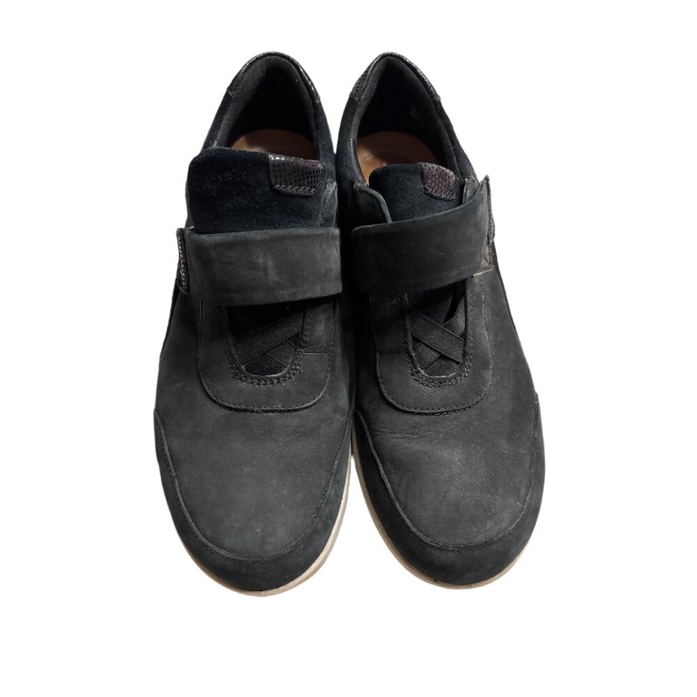 Clark’s Unstructured Black Suede‎ Velcro Sneaker